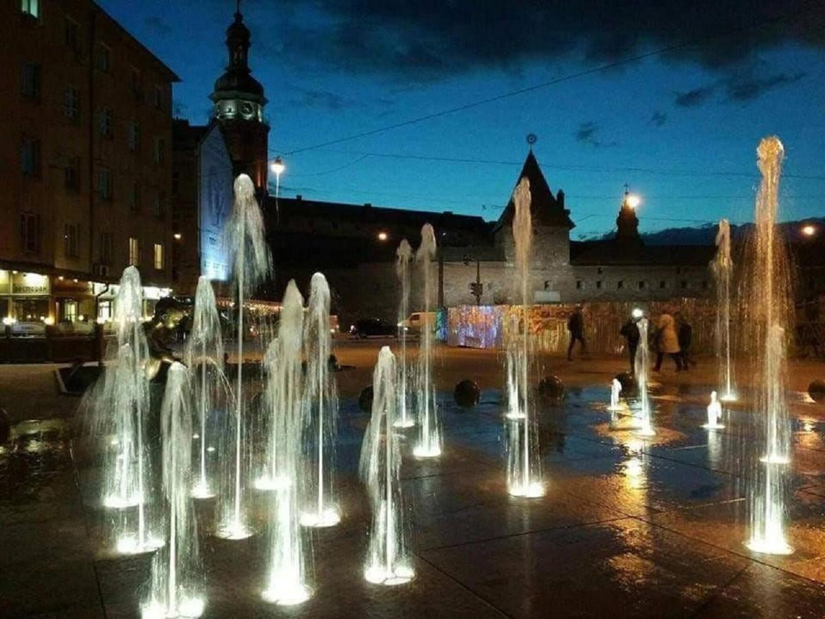 Апартаменти Аpartments in the center on Mitniy Square Львів Екстер'єр фото